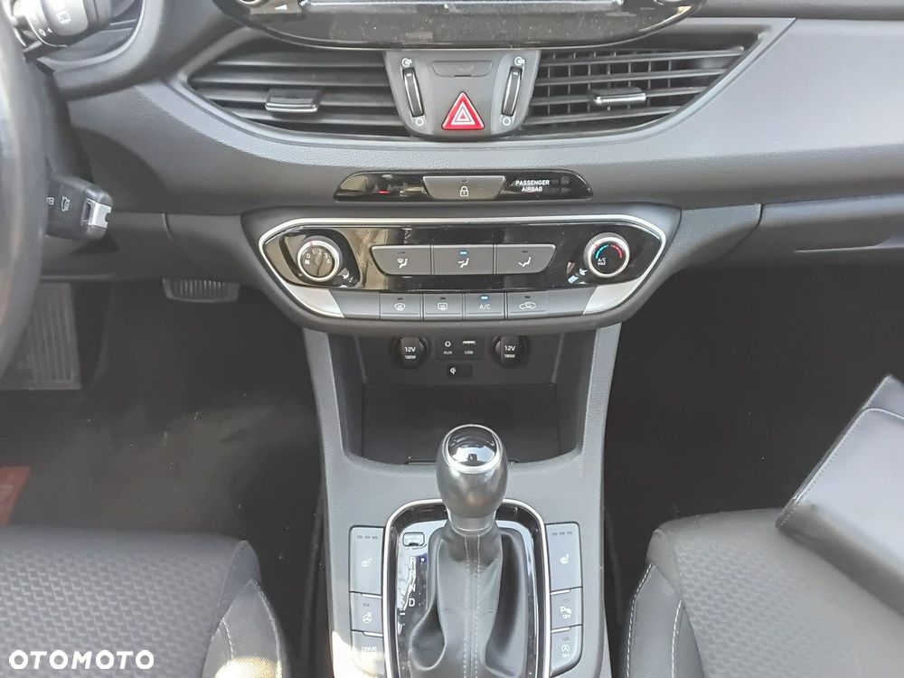 Hyundai i30 - 17