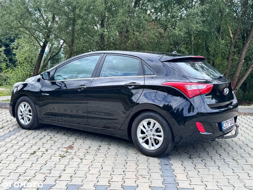 Hyundai i30 blue 1.6 GDI Passion - 3