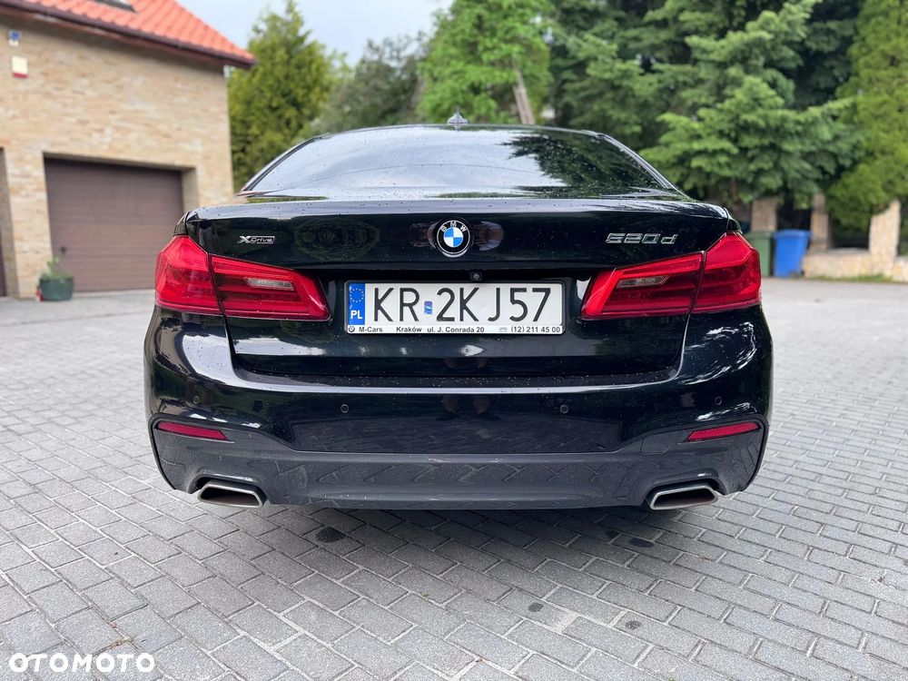 BMW Seria 5 520d xDrive - 6