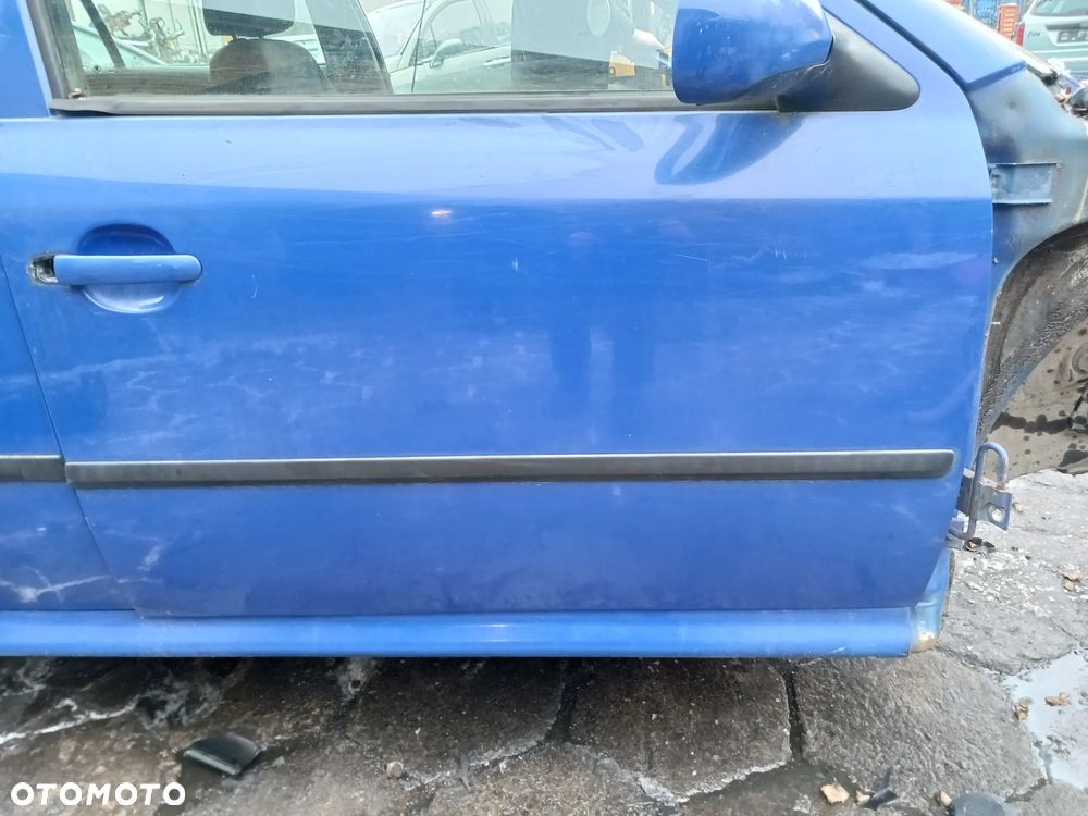 Skoda Octavia I 1 HB sedan kolor niebieski niebieskie 4590 LF5K ( LF5W ) kierowcy pasażera lewe prawe przód tył przednie tylne tylnie - 5