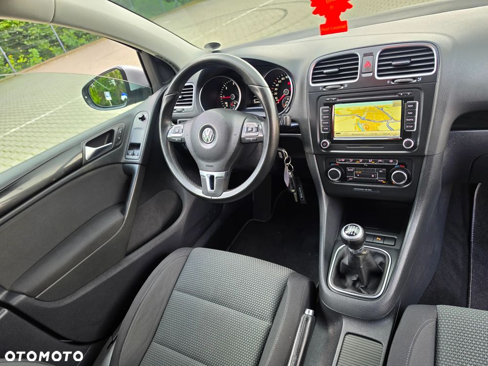Volkswagen Golf - 19