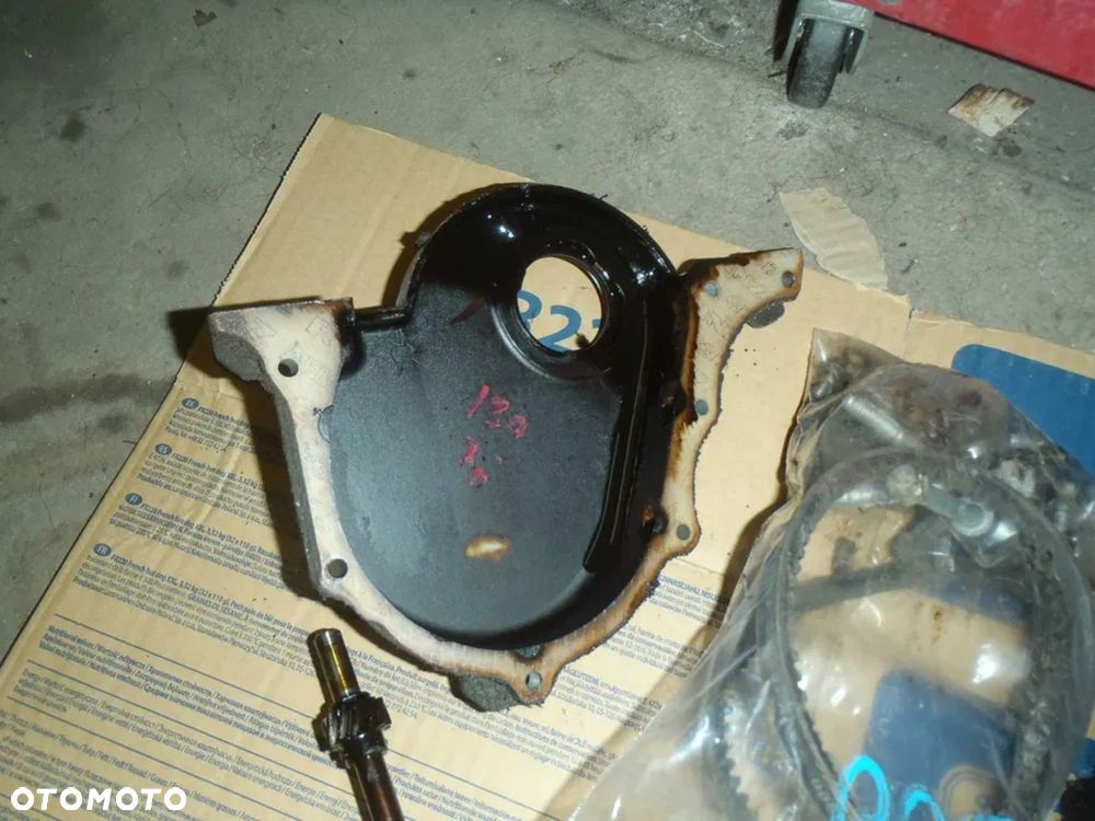 pompa obudowa oleju napinacz uno panda seicento cinQuecnto 900 - 2