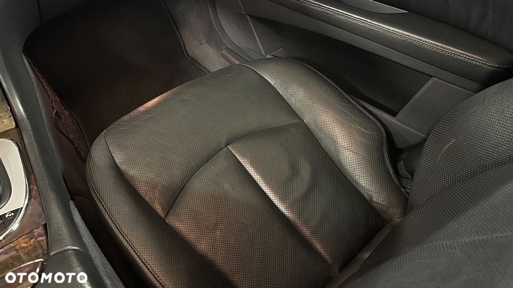 Mercedes-Benz Klasa E 350 7G-TRONIC Avantgarde - 23