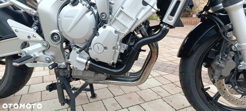 Yamaha FZ6 - 28