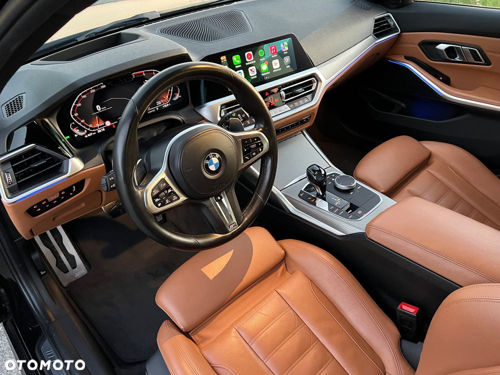 BMW Seria 3 330i xDrive M Sport - 18