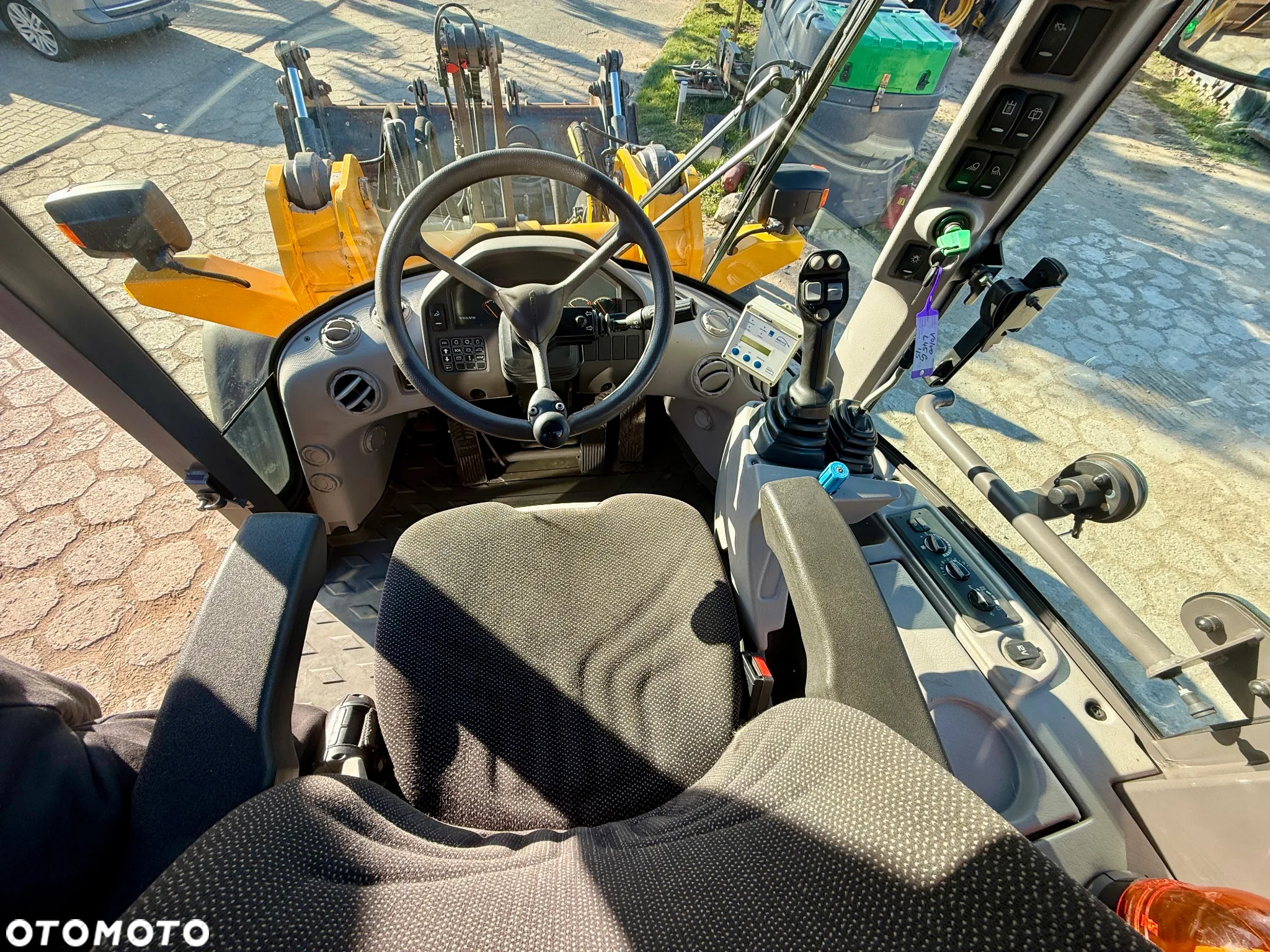 Volvo ładowarka kołowa L45G TP dociskacz, dodatkowe linie, centralne smarowanie - 24