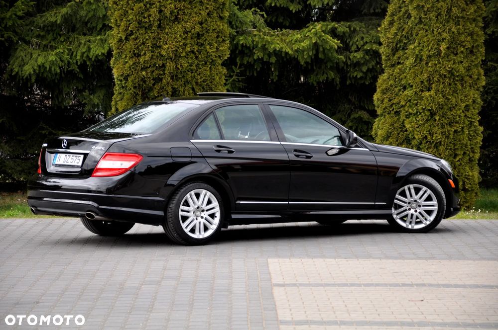 Mercedes-Benz Klasa C 300 7G-TRONIC SPORT EDITION - 15