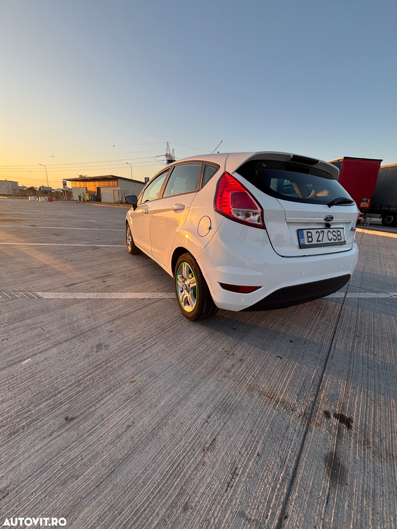 Ford Fiesta - 10
