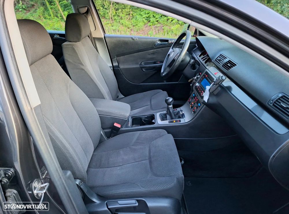 VW Passat Variant 2.0 TDI Ed.Tr.Pack BM - 9