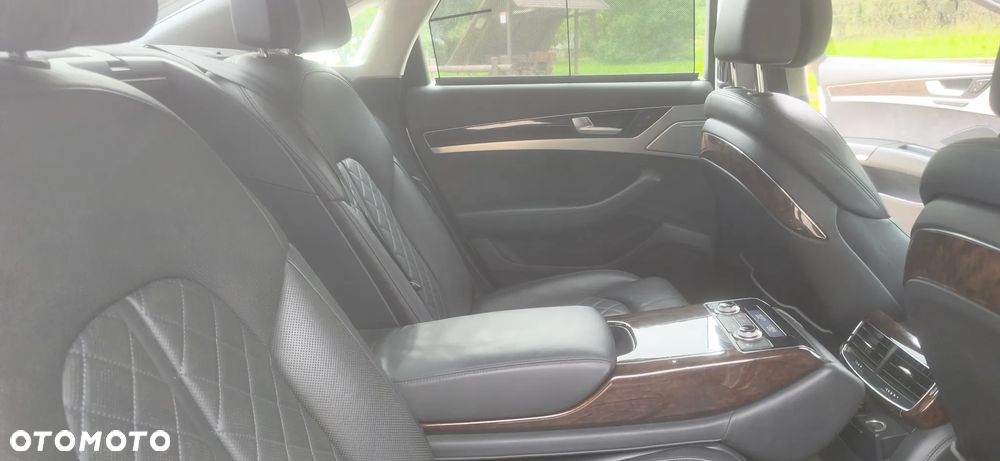 Audi A8 - 23