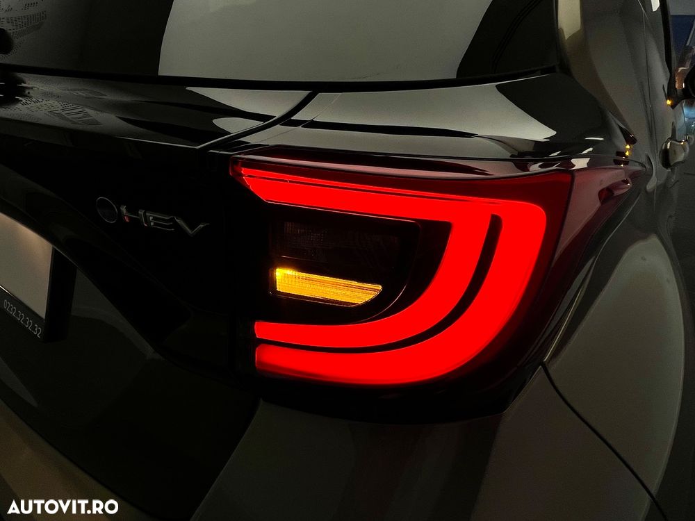 Toyota Yaris 1.5 VVT-i HSD Dynamic - 7