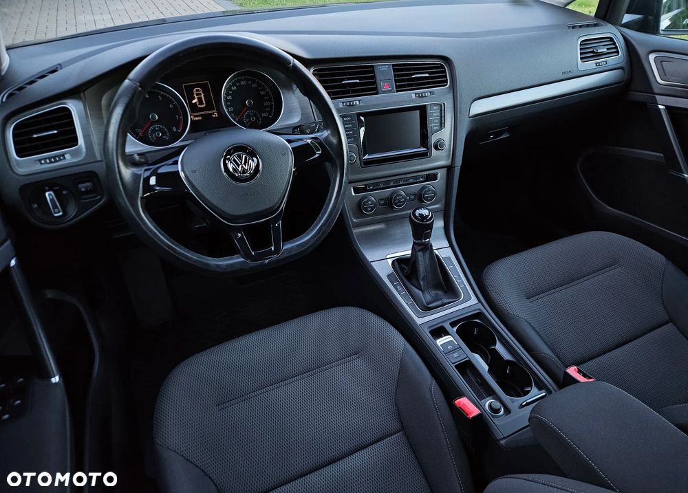 Volkswagen Golf 1.2 TSI BlueMotion Technology Comfortline - 21