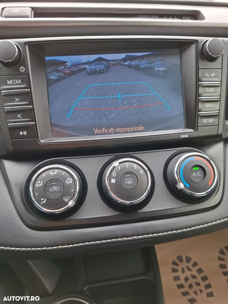 Toyota RAV4 2.0 D-4D 4x2 Start-Stop - 9