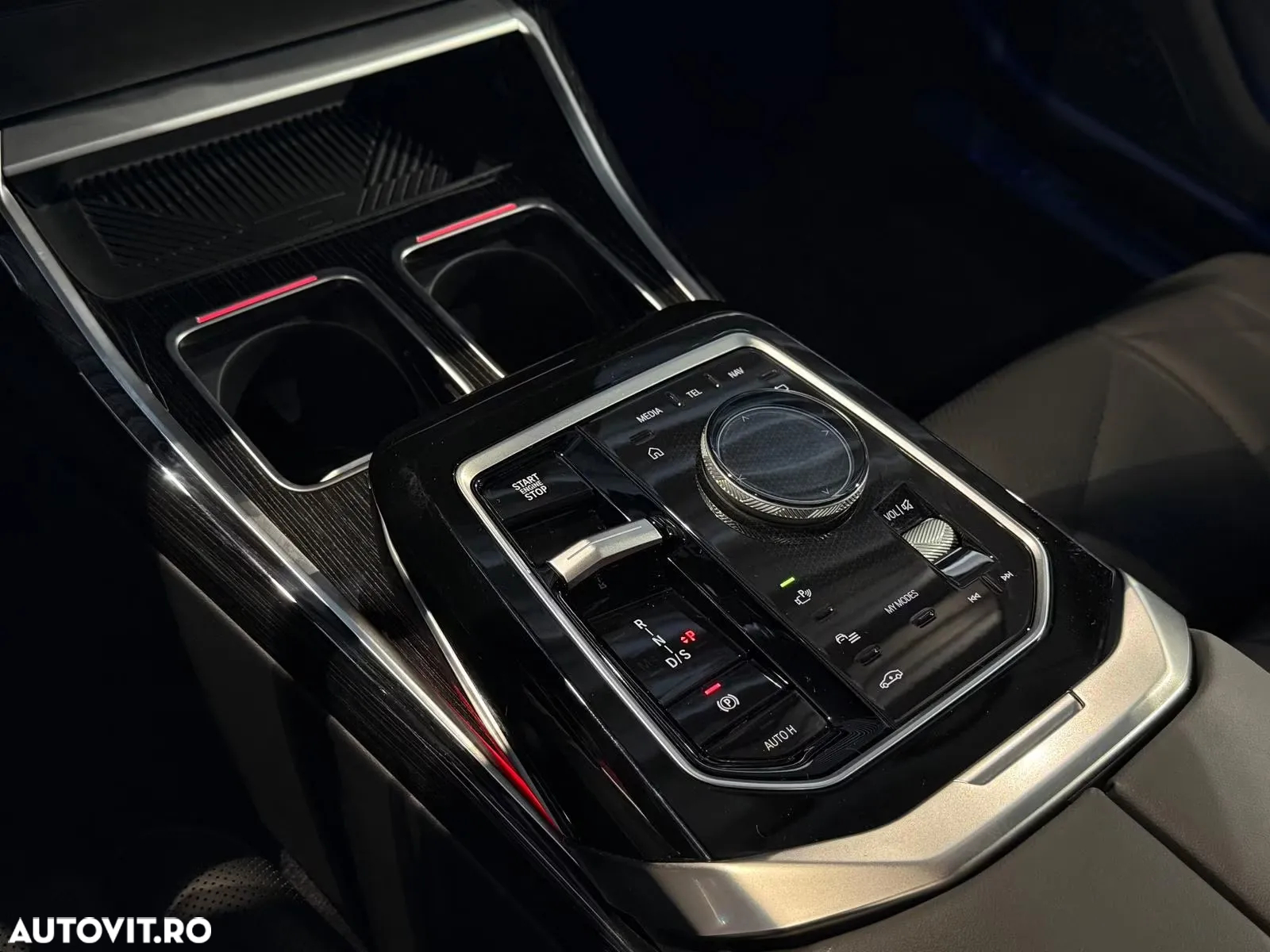 BMW Seria 7 740d xDrive MHEV - 18