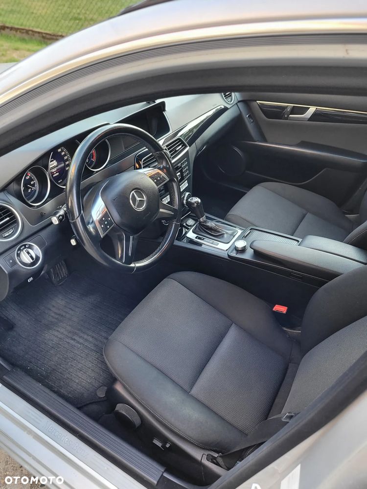 Mercedes-Benz Klasa C 220 CDI 7G-TRONIC Edition - 34