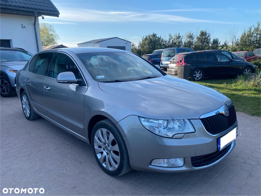 Skoda Superb 1.8 TSI FAMILY - 4