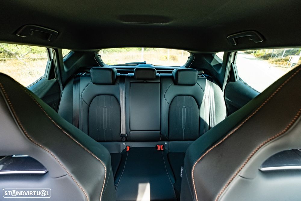 Cupra Leon 1.4 e-Hybrid (180 kW System) VZ - 29