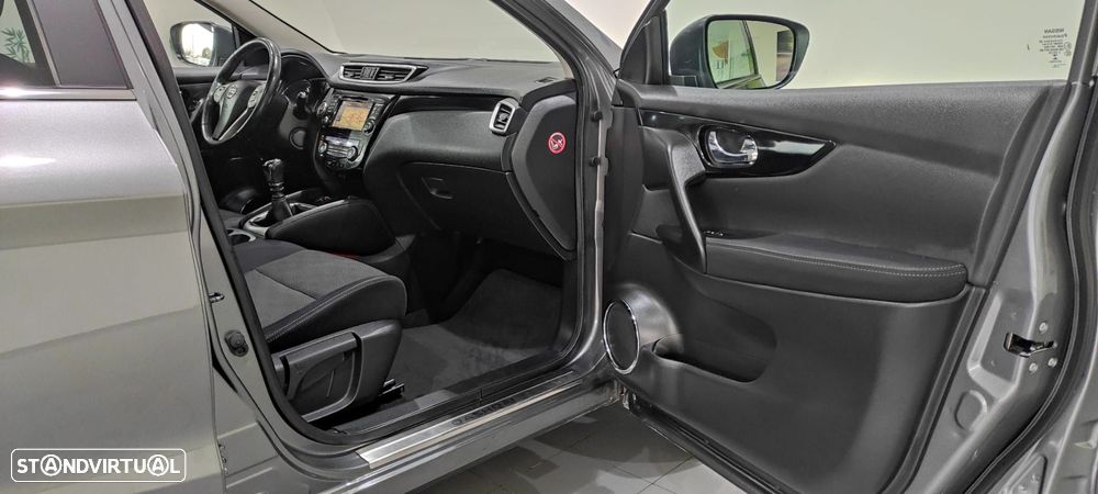 Nissan Qashqai 1.5 dCi Tekna - 21