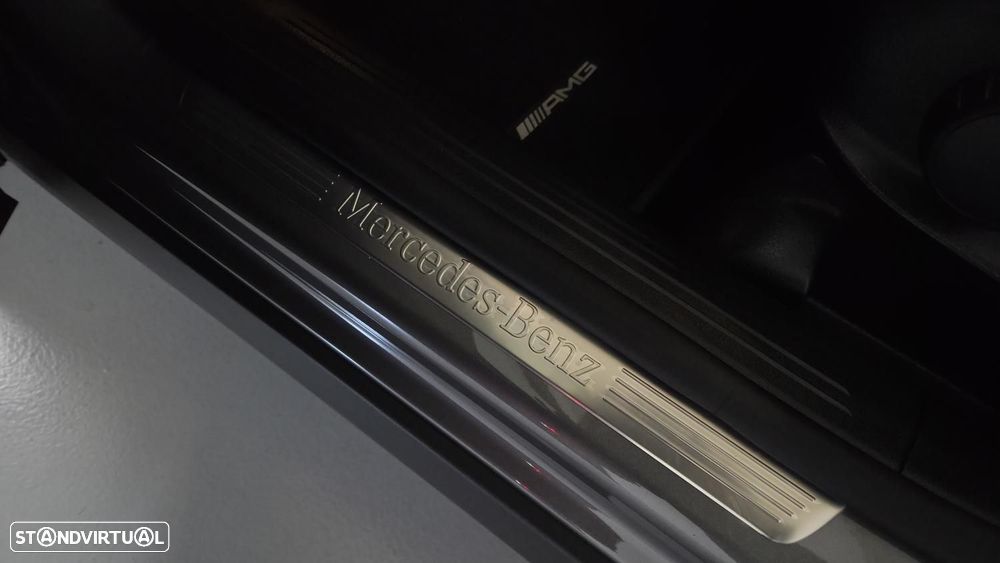 Mercedes-Benz GLA 180 d AMG Line - 20