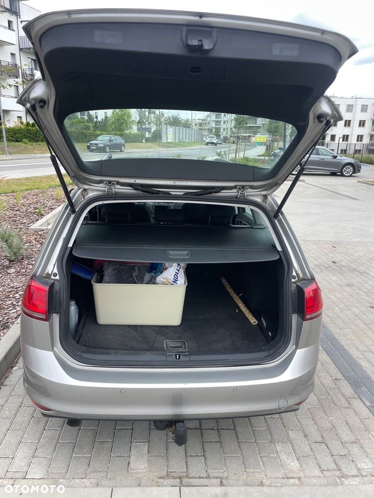 Volkswagen Golf 1.6 TDI Comfortline - 12