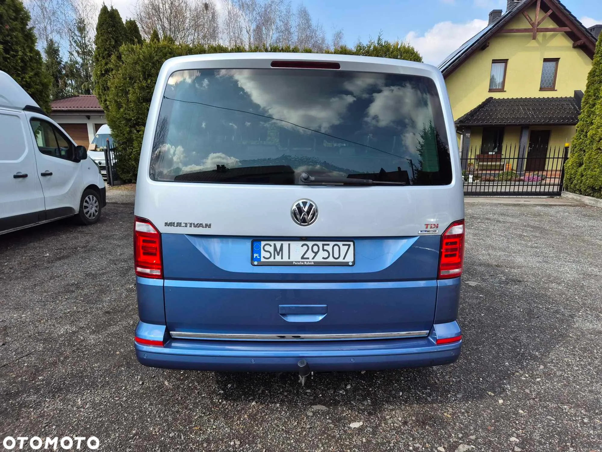 Volkswagen Multivan - 4