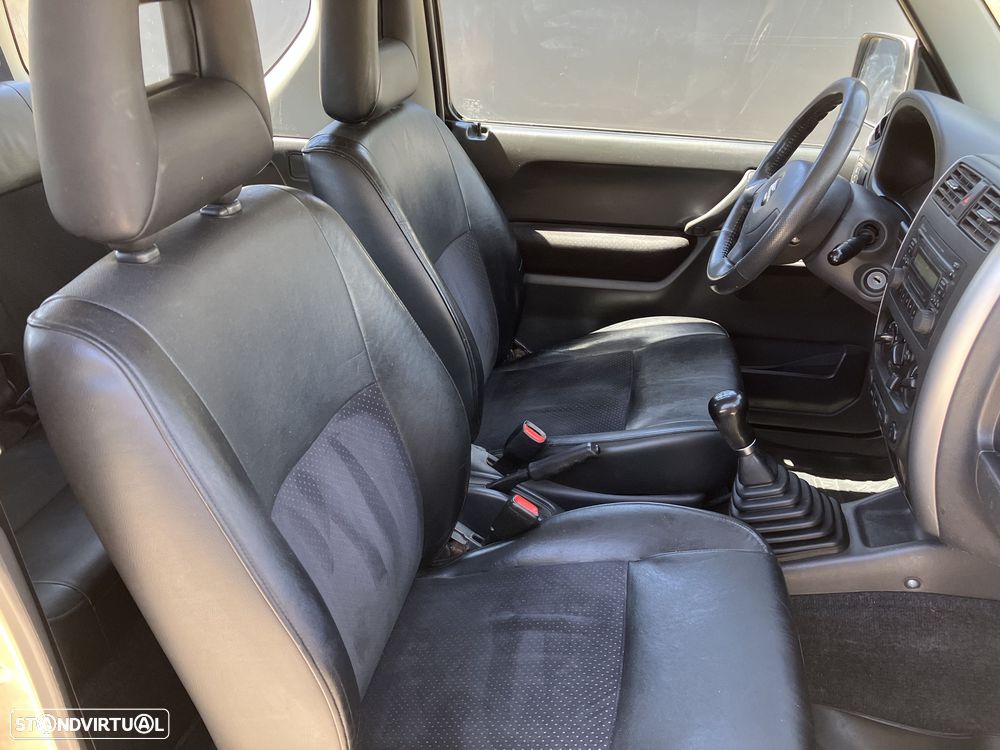 Suzuki Jimny - 10