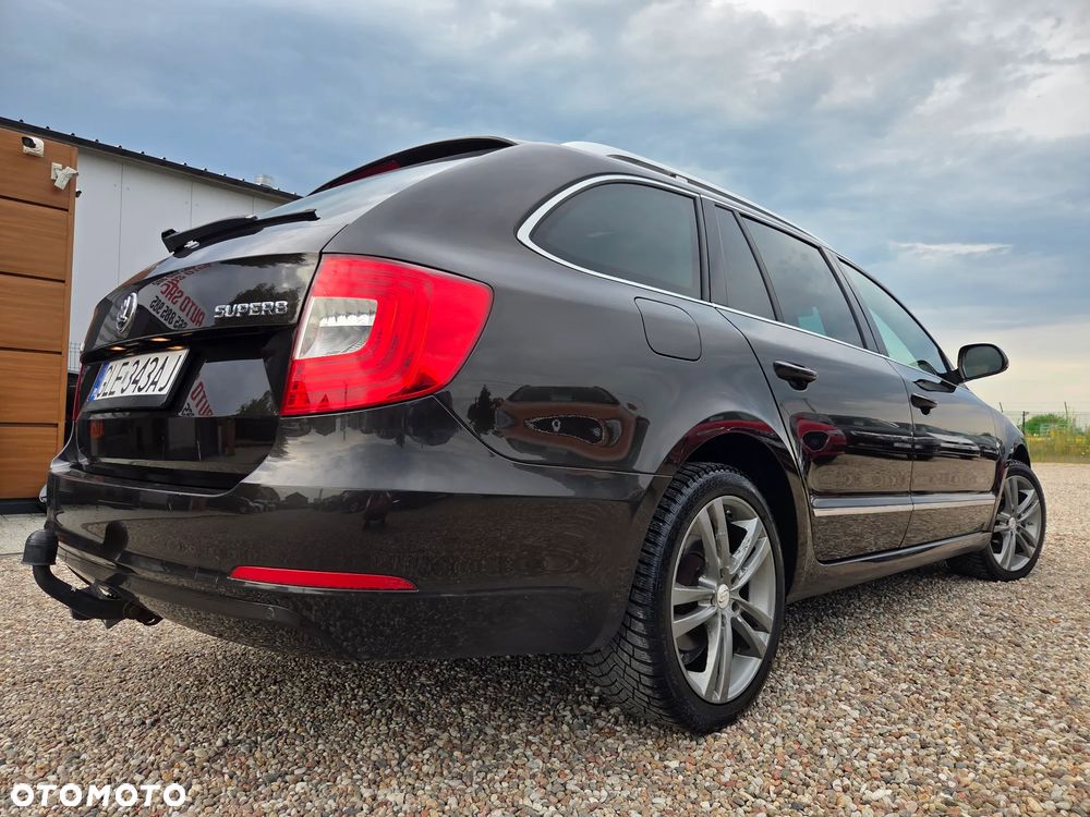 Skoda Superb 2.0 TDI DSG Exclusive - 12