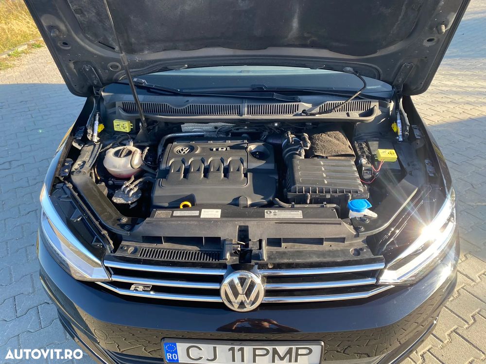 Volkswagen Touran 2.0 TDI SCR Highline - 9