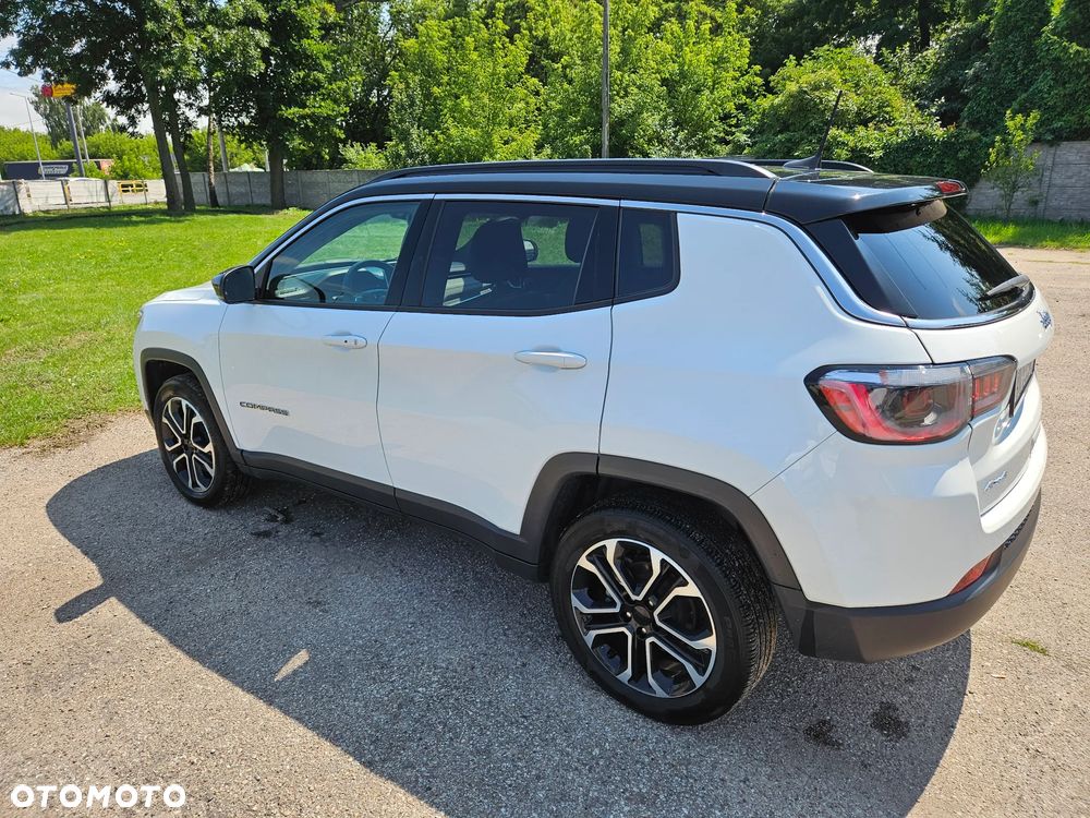 Jeep Compass - 4