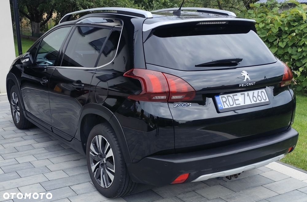 Peugeot 2008 - 5