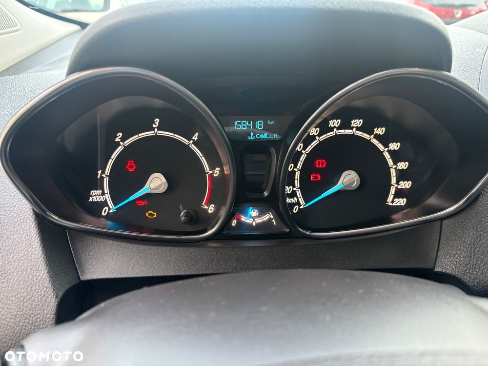 Ford Tourneo Courier 1.5 TDCi Titanium - 14