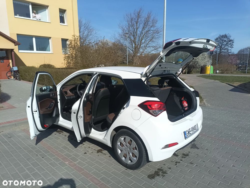 Hyundai i20 1.2 Classic - 11