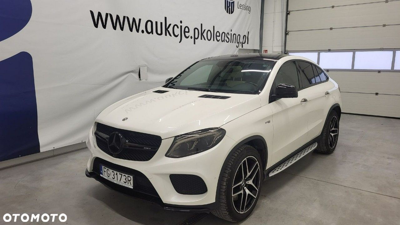 Mercedes-Benz GLE - 1