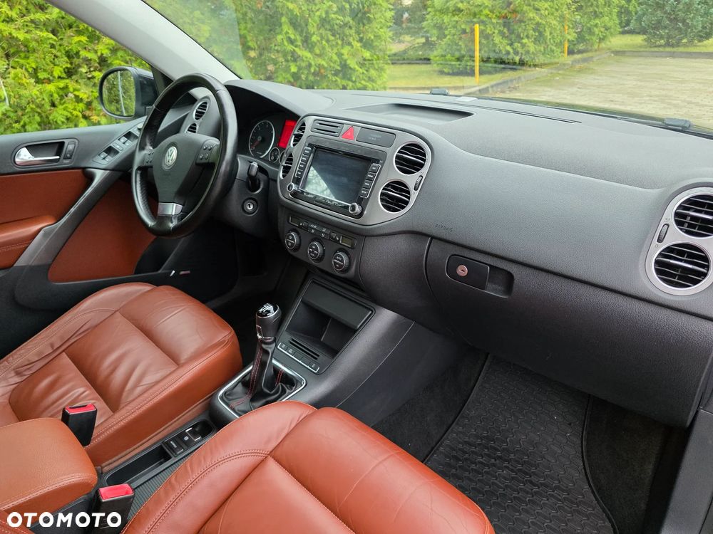 Volkswagen Tiguan 2.0 TDI DPF 4Motion Track & Field - 21