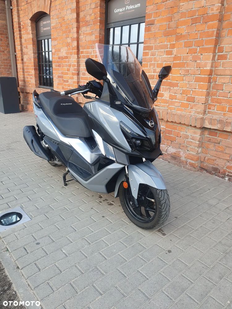 SYM CRUiSYM - 20