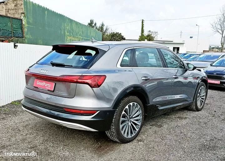 Audi e-tron 55 quattro S line - 9