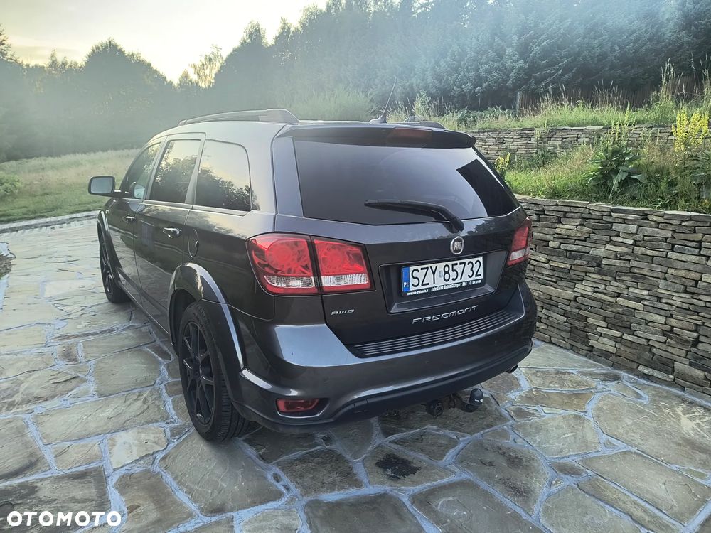 Fiat Freemont 2.0 Multijet Black Code AWD - 4