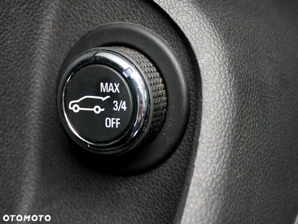 Opel Insignia - 22