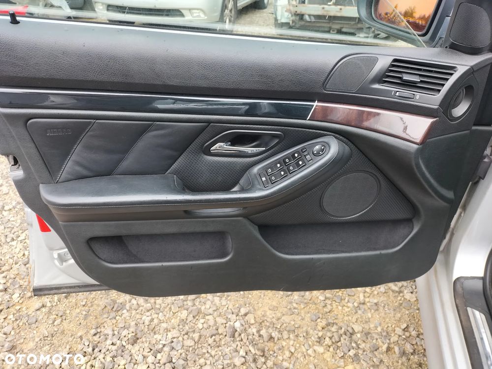 BMW 5 E39 LIFT 525 M57  KOMPLETNY DRZWI PRZÓD TYŁ MASKA BŁOTNIK LAMPA PAS PRZEDNI KLAPA SZYBA LUSTERKO SILNIK SKRZYNIA CAŁY NA CZĘŚCI - 8