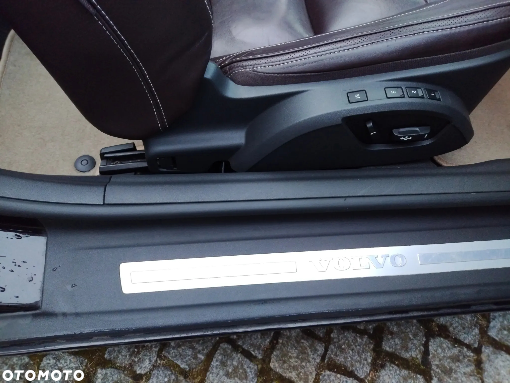 Volvo C70 T5 Inscription - 11