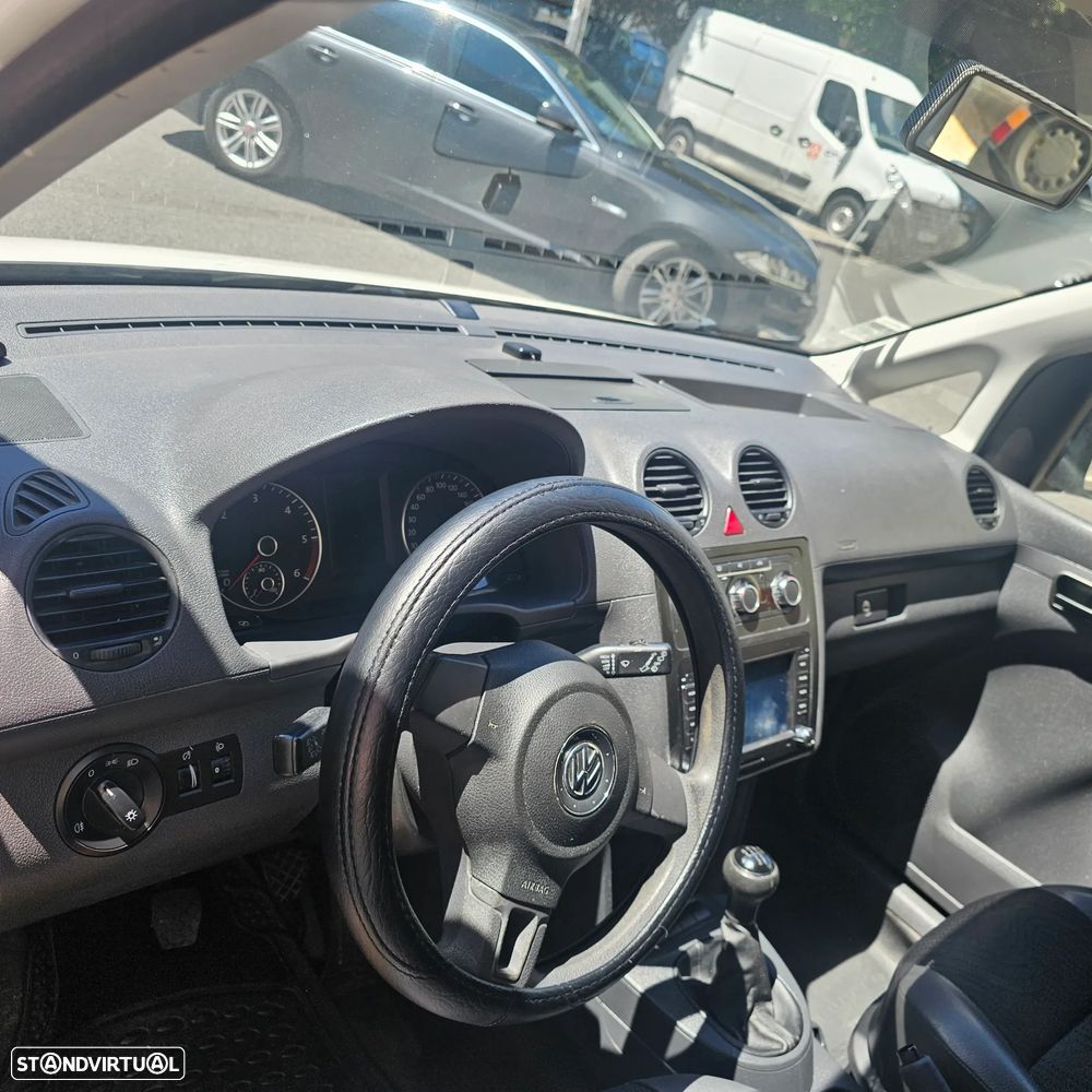 VW Caddy - 20