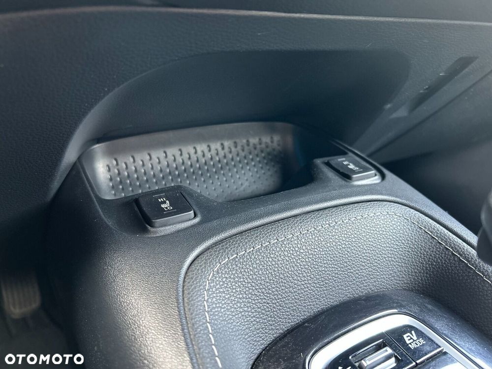 Toyota Corolla 2.0 Hybrid Comfort - 21