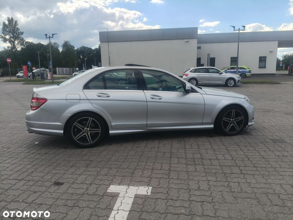Mercedes-Benz Klasa C - 2