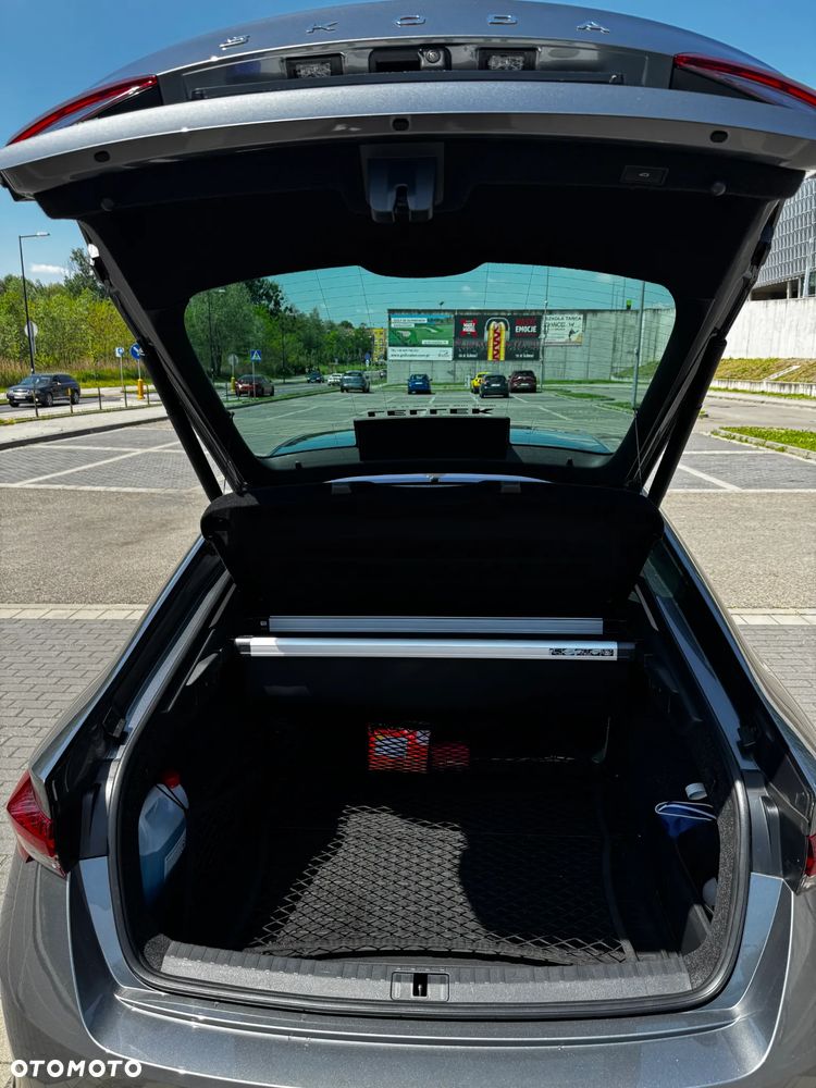 Skoda Octavia 2.0 TDI Selection DSG - 15