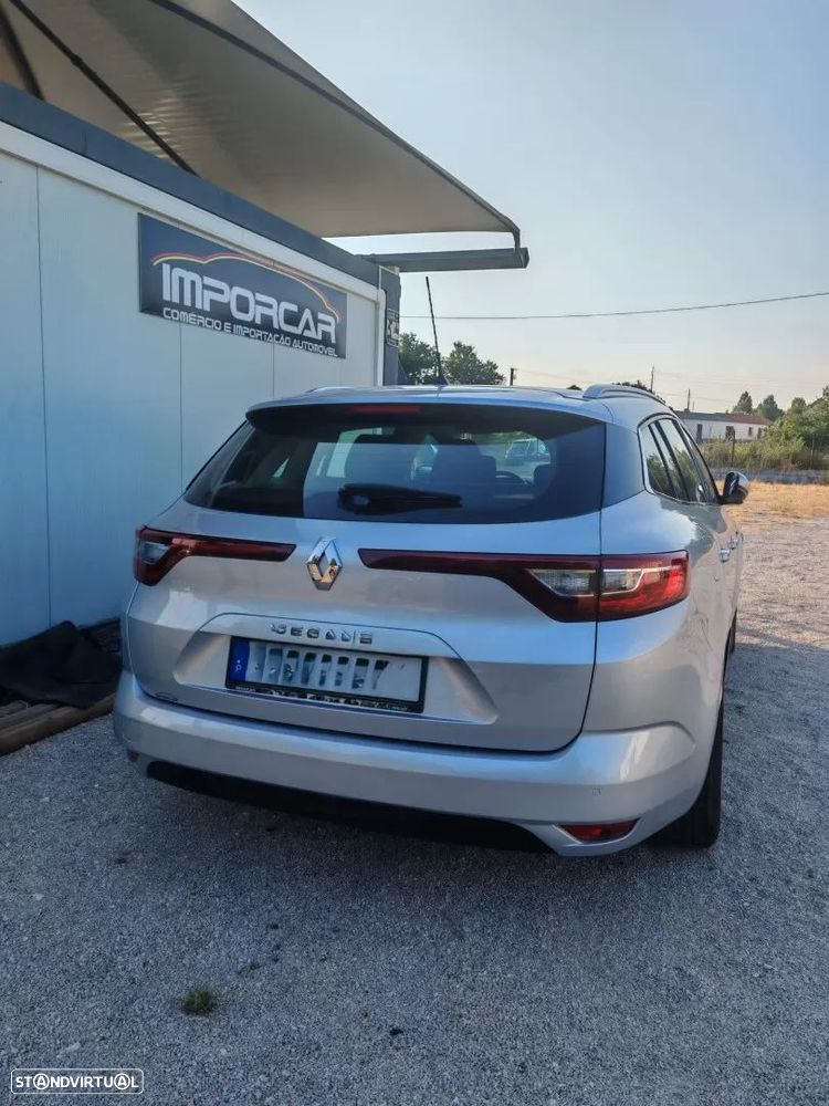 Renault Mégane Sport Tourer - 5
