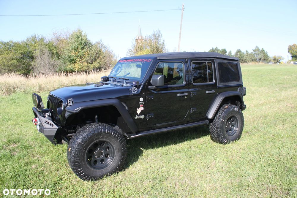 Jeep Wrangler - 2