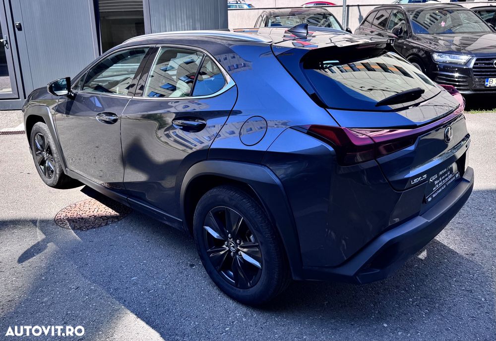 Lexus UX 250h Amazing Edition - 5