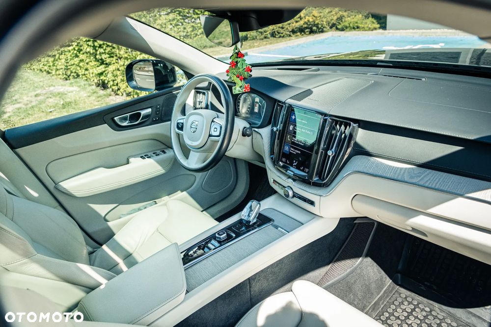 Volvo XC 60 B4 D AWD Inscription - 6