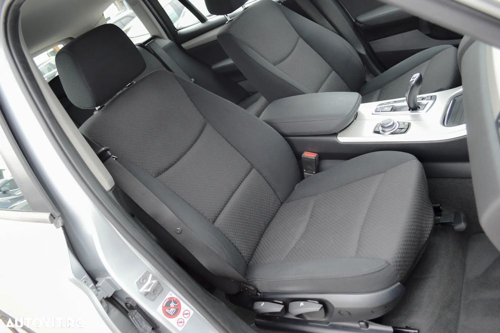 BMW X3 xDrive20d AT Advantage - 31