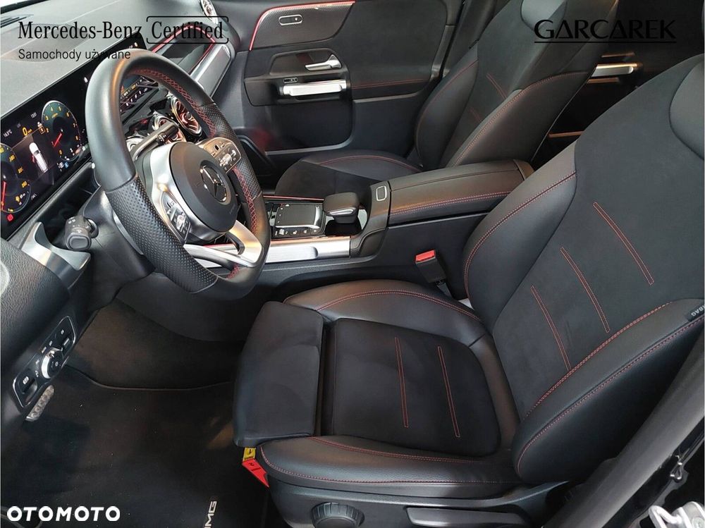 Mercedes-Benz GLB 200 4-Matic AMG Line 8G-DCT - 30